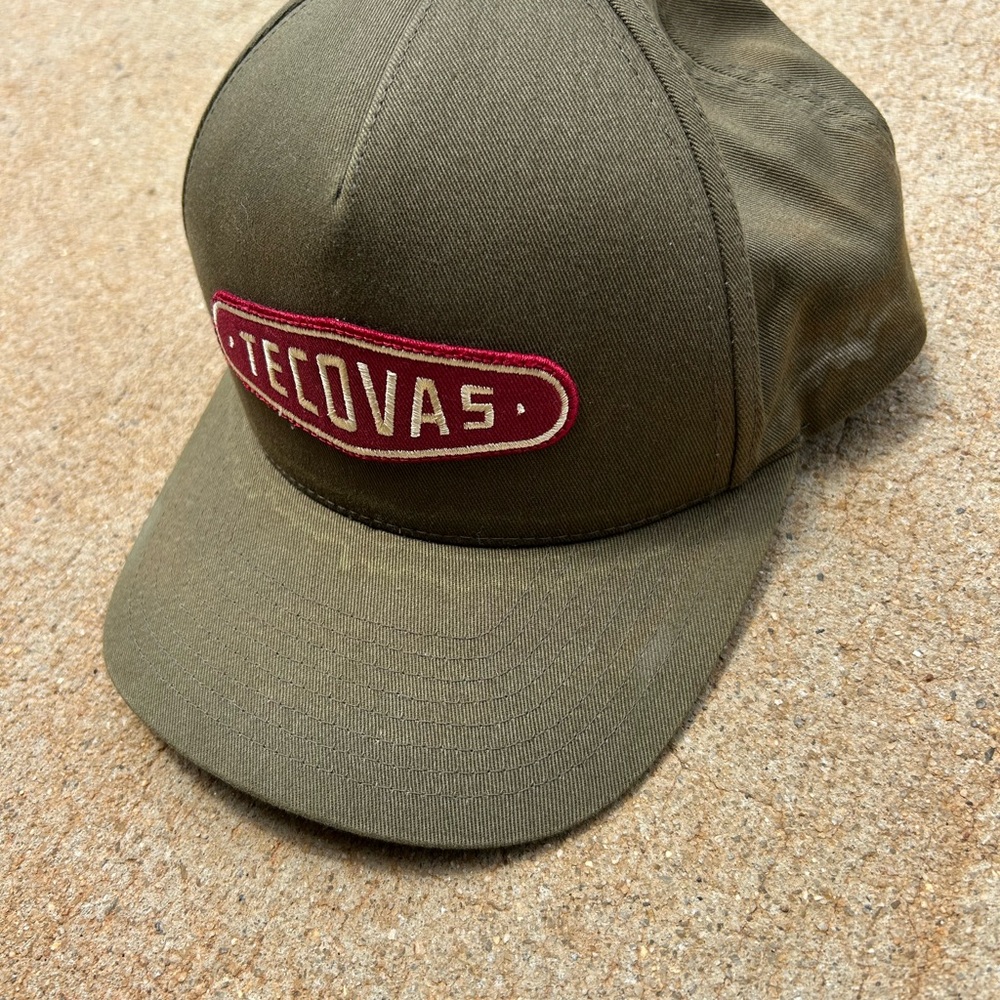 Tecovas Men’s Olive Green and Red Adjustable Baseball Cap With Logo - Picture 3 of 7
